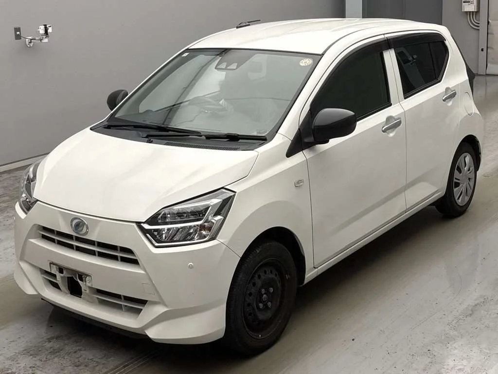 Daihatsu Mira e:S LA350S 2021